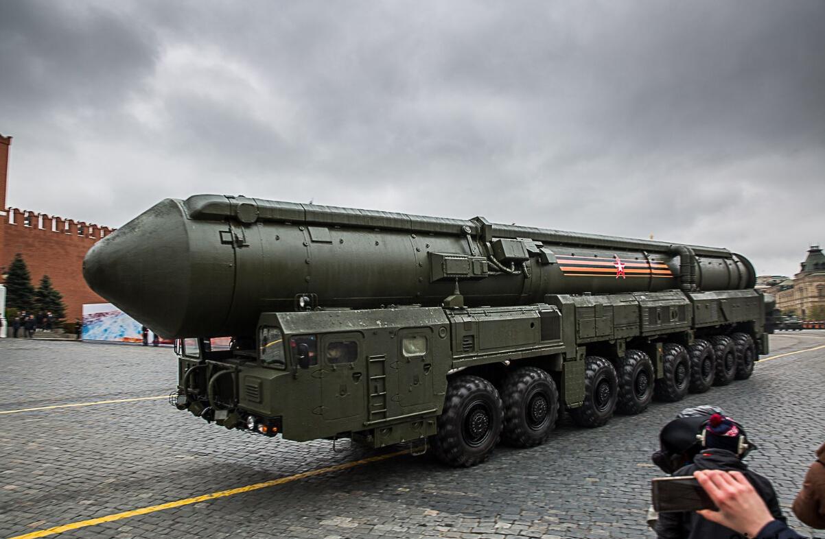 白杨导弹弹头数量及其战略意义,白杨导弹弹头数量与战略意义解析