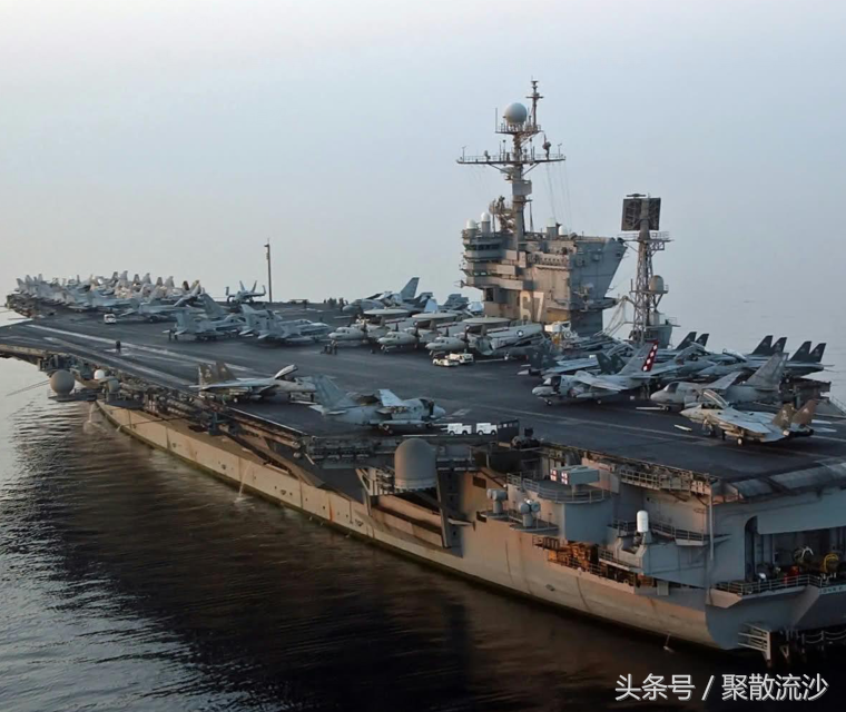 美国航母的载机能力,究竟能搭载多少架飞机?,美国航母载机能力揭秘,究竟能搭载多少架飞机?