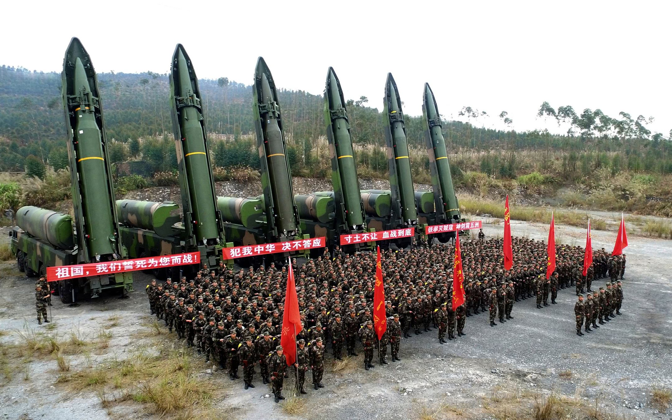 揭秘813旅东风导弹,中国国防力量的骄傲,揭秘东风导弹,中国国防力量的骄傲——813旅的骄傲与自豪