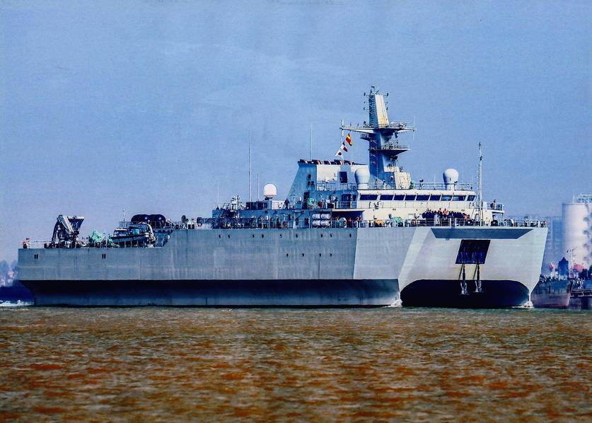 中国海军惠民舰,守护海洋,服务人民,中国海军惠民舰,守护海洋,民心所向