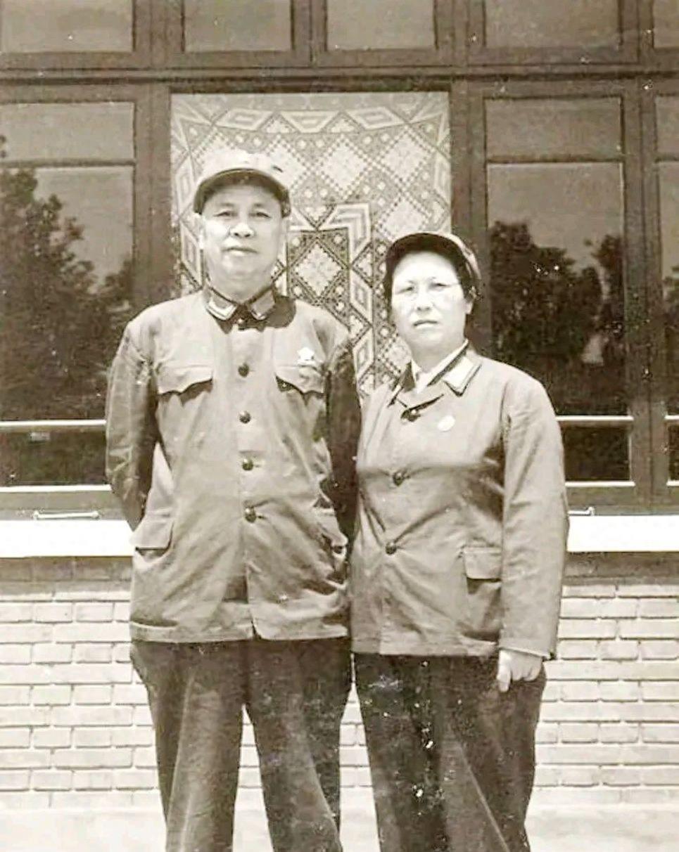 总政、总参、总装哪个厉害,军事体系中的三大支柱比较,军事体系中的三大支柱,总政、总参、总装的比较与优劣分析