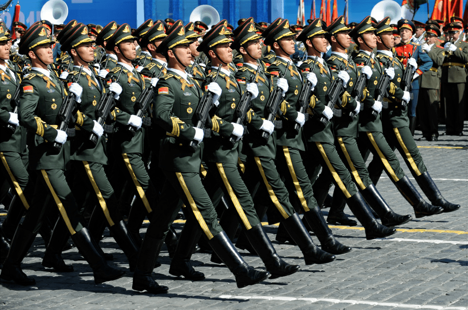 盛大阅兵彩排,回顾与展望——以阅兵彩排为视角的2015年纪念文章,盛大阅兵彩排回顾与展望,纪念文章聚焦阅兵盛况与未来展望