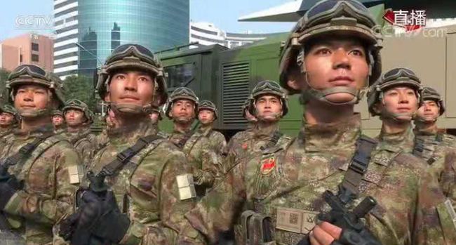 星空迷彩服介绍,时尚与军事的完美融合,星空迷彩服,时尚与军事的跨界融合之美