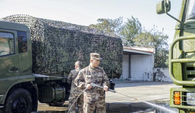 中国陆军第14集团军装备概览,现代化转型与战斗力提升,中国陆军第14集团军装备现代化转型与战斗力提升概览