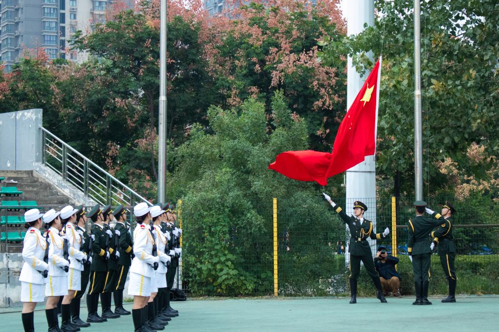 荣耀时刻，2009国庆阅兵升国旗，荣耀时刻，2009国庆阅兵升旗仪式