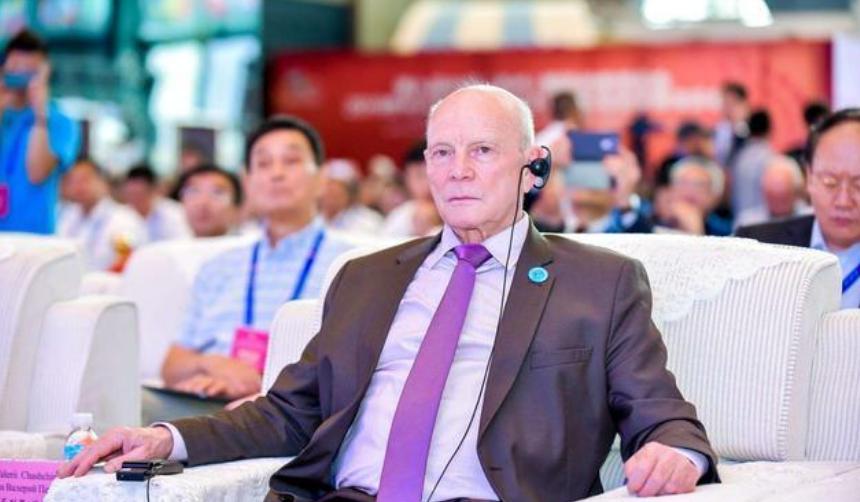 瓦良格号与中国总工程师的辉煌篇章，瓦良格号与中国总工程师的辉煌历程