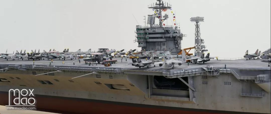 尼米兹级航空母舰模型,探索巨型战舰的精密细节与魅力,尼米兹级航空母舰模型,精密细节与巨舰魅力探索