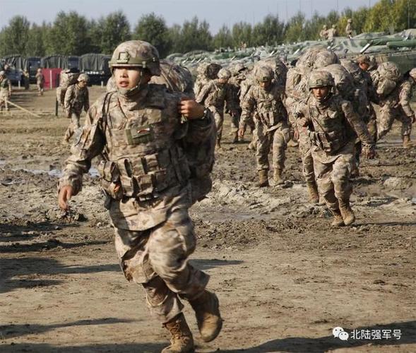 星空迷彩与漫画,探索无尽的梦幻世界,星空迷彩与漫画,探索梦幻世界的无尽奥秘