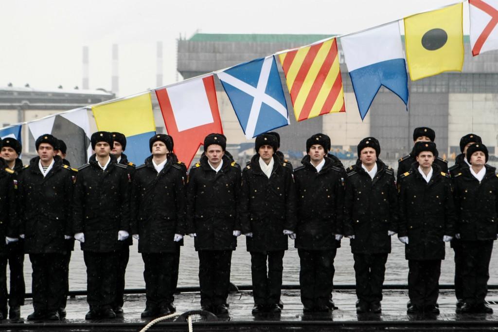 华沙女人潜艇，深海中的神秘力量，华沙女人潜艇，深海神秘力量揭秘