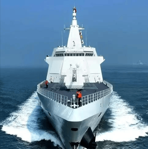 揭秘全球最大全核舰,揭秘视频背后的故事与意义,全球最大全核舰揭秘,背后故事与意义探究