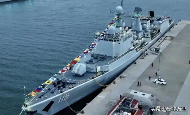 探索中国海军力量的重要一环,051C型驱逐舰的意义,揭秘中国海军力量的关键一环,051C型驱逐舰的深远意义