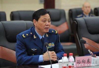 中国空降兵第十五军军长，英勇善战，忠诚担当的杰出将领，中国空降兵第十五军军长，英勇将领，忠诚担当的杰出领导