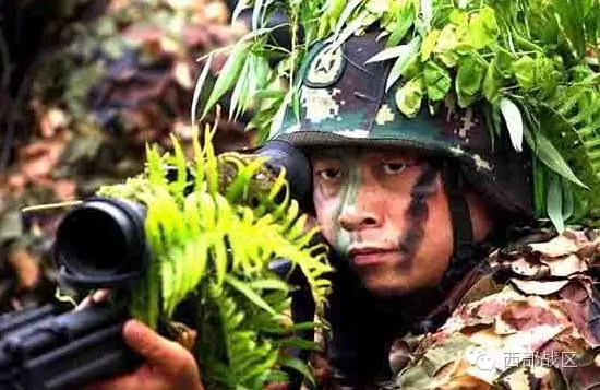 黎登贵摔跤,一次意外的挑战与人生的启示,黎登贵摔跤,意外挑战的人生启示