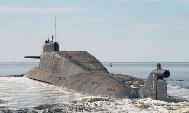 俄罗斯德尔塔级弹道导弹核潜艇,深海中的战略力量,俄罗斯德尔塔级核潜艇,深海中的战略利器
