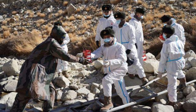 戍边战士肖思远的作文素材,戍边英雄肖思远的作文素材,英雄赞歌——肖思远的坚守与奉献