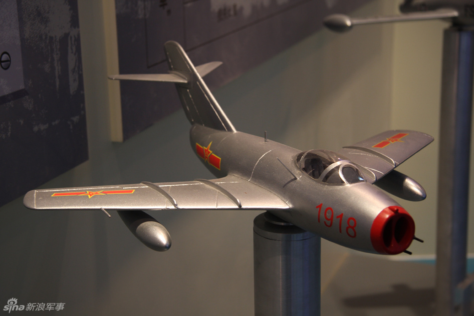 朝鲜空军主力战机图片展示及其影响力分析，朝鲜空军主力战机图片展示与影响力分析