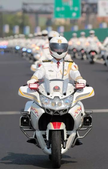 国宾护卫队,格斗技能与礼仪并重,国宾护卫队,格斗技能与礼仪的完美结合