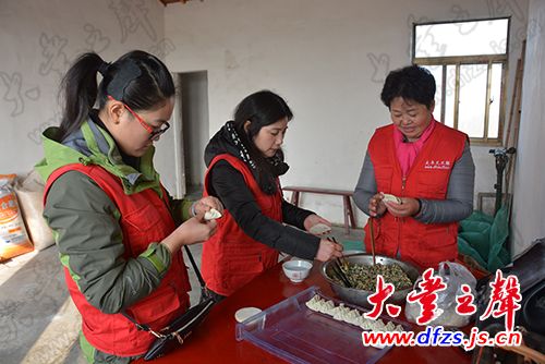 海军徐亚忠，英勇无畏的航海英雄，海军徐亚忠，英勇航海英雄的称号荣耀归来