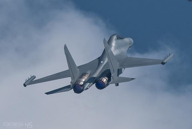 歼16与F-22,究竟谁更厉害?,歼16与F-22性能对比,谁更占优势?