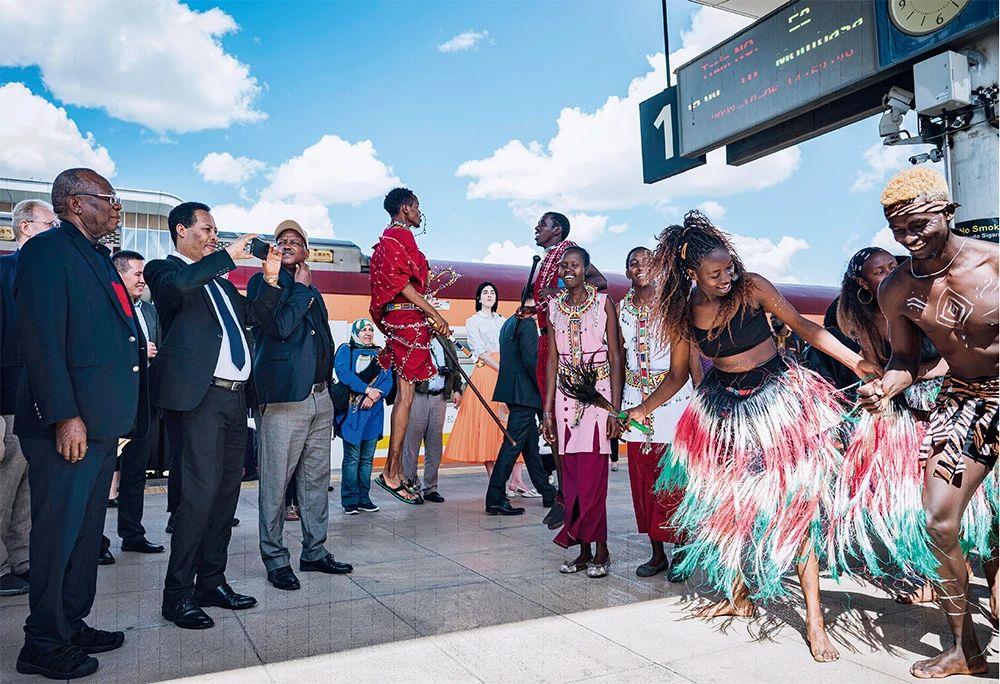 王中王神算子四肖必选一，揭秘预测背后的神秘力量，揭秘王中王神算子四肖必选一的神秘预测力量