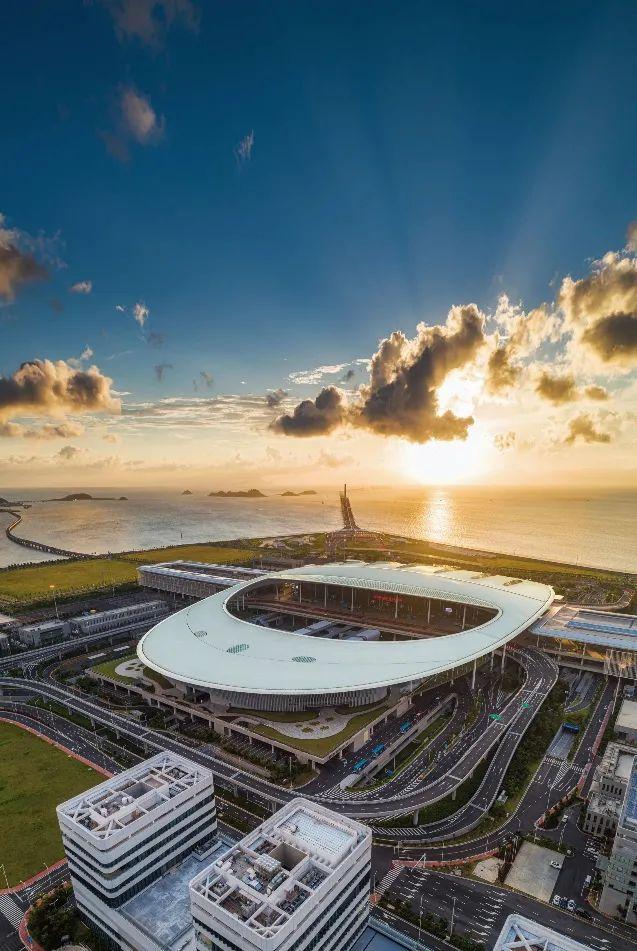 澳门正版精准免费——探索未来的博彩娱乐新纪元(2025展望),澳门博彩娱乐新纪元展望,正版精准免费,迈向未来(2025年预测)