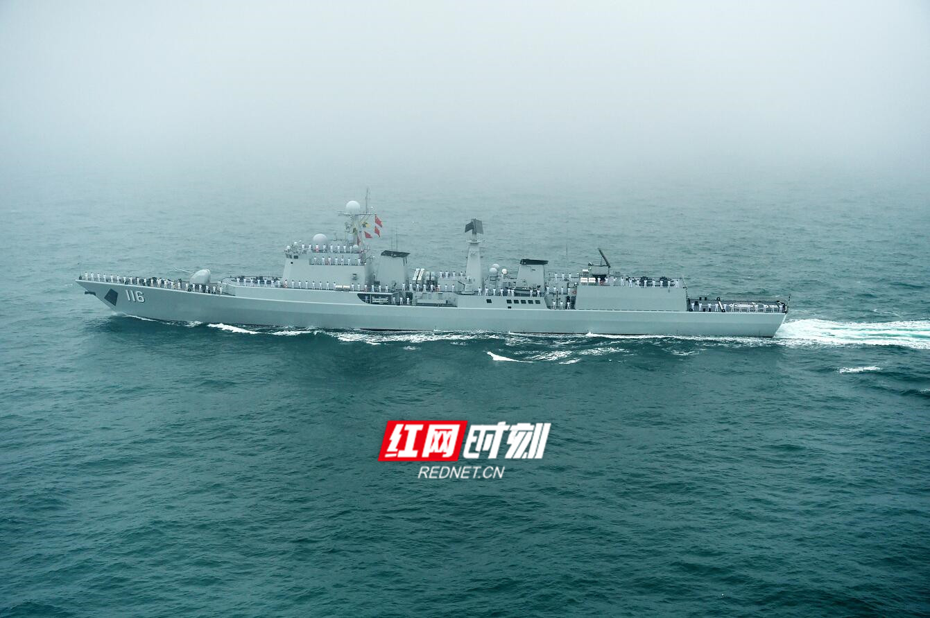 驱逐舰石家庄，守护海洋和平的钢铁长城，驱逐舰石家庄，钢铁长城守护海洋和平