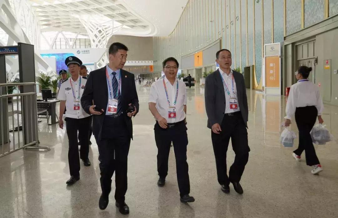 中国武装警察部队警种学院规模与影响力概述,中国武装警察部队警种学院规模与影响力概览