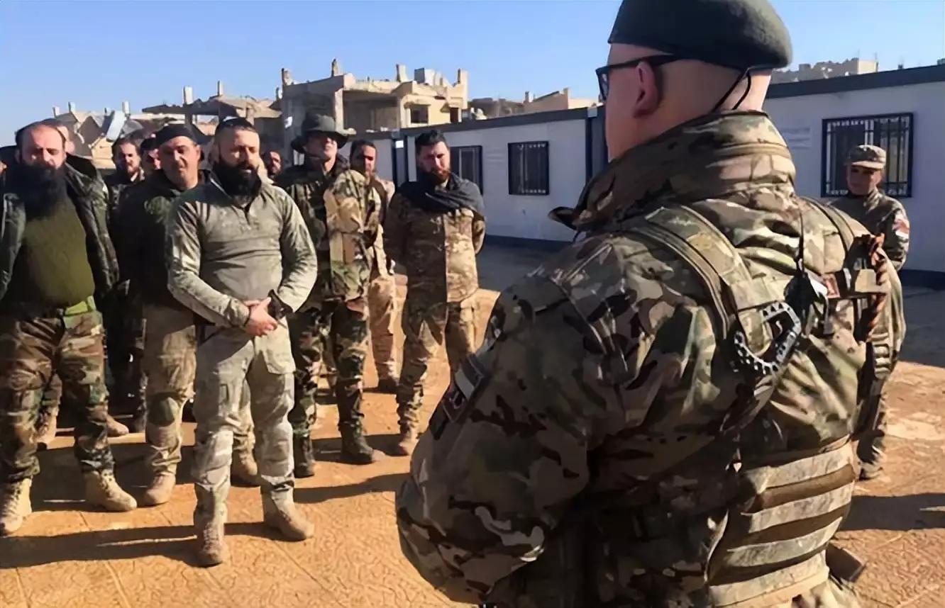 中美导弹技术对比,谁的技术更胜一筹?,中美导弹技术对比,谁的技术更胜一筹?分析揭秘答案。