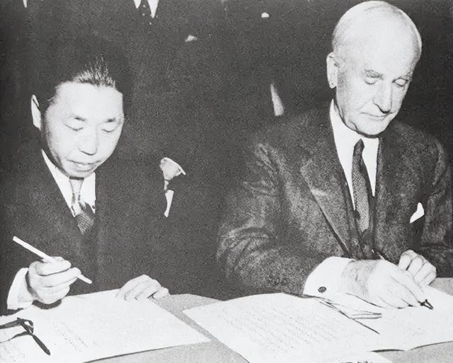 解放军进驻香港,历史时刻的见证与解读,解放军进驻香港,历史时刻的见证与深刻解读