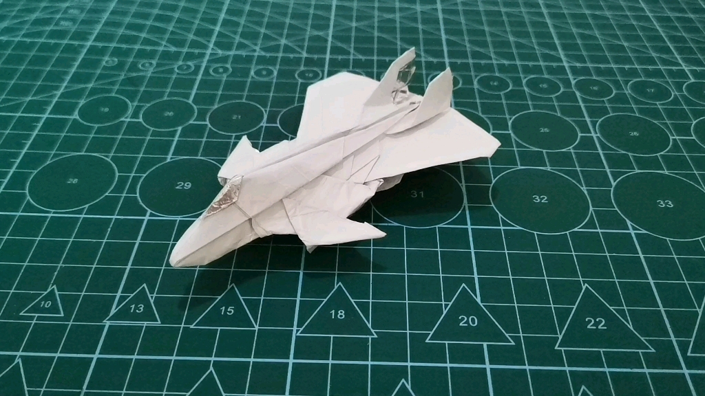歼21折纸可飞，探索纸飞机的无限可能，歼21折纸飞机，探索纸飞机的无限潜能