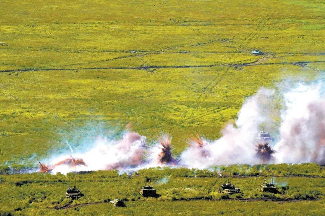 解放军报2022年2月19日报道综述,新时代新征程,军民融合深度发展的步伐更加坚定,新时代新征程,军民融合深度发展步伐坚定