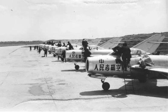 中国人民解放军空军成立年份及其历史沿革，中国人民解放军空军成立年份及历史沿革概览