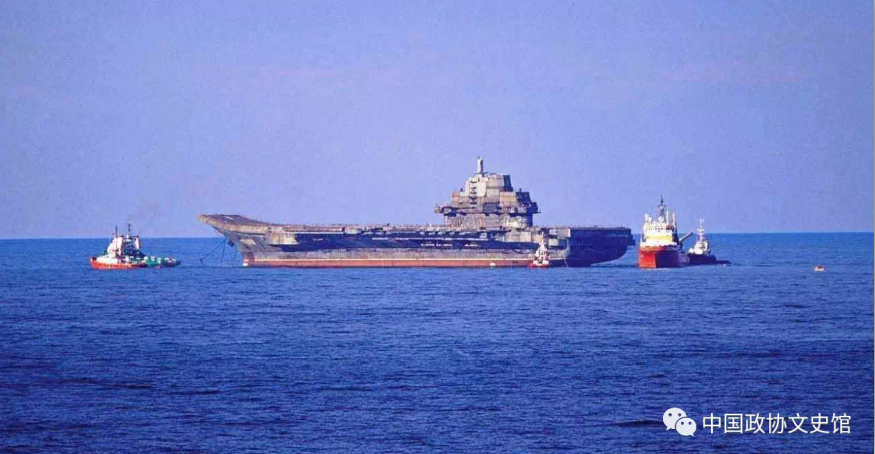 瓦良格号穿越土耳其海峡，历史性的航行，瓦良格号穿越土耳其海峡，历史性的航行时刻