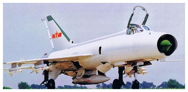 歼8战机雷达性能深度解析,歼8战机雷达性能全面解析