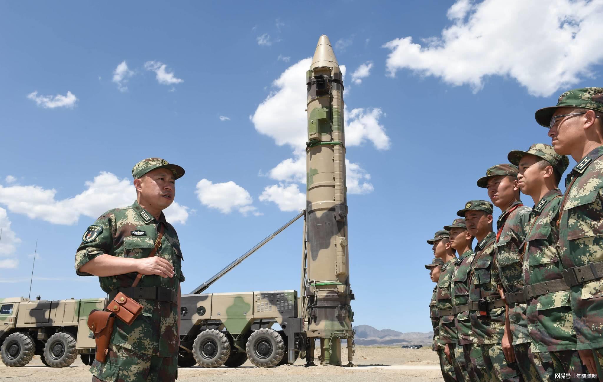 火箭军与二炮的区别,战略力量的转型与升级,火箭军与二炮差异揭秘,战略力量转型与升级之路