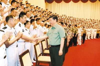 直-18预警机距离编队多远,现代空中编队协同作战的关键要素分析,现代空中编队协同作战的关键要素分析,直-18预警机与编队距离探讨