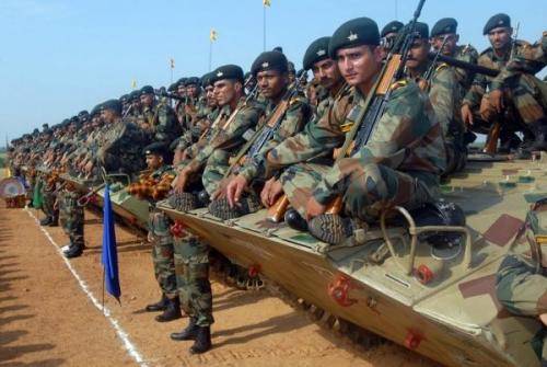 中国现有的六大军兵种,迈向现代化军事强国的坚实基石,中国六大军兵种,现代化军事强国的基石之路