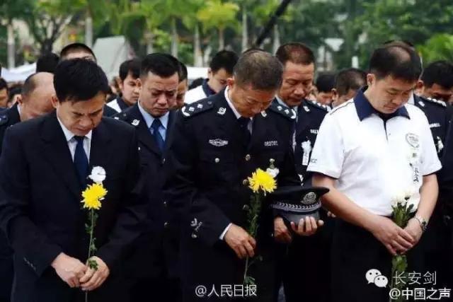 今天特大新闻,揭示背后的真相与深度洞察,今日重磅新闻揭秘,真相与深度洞察的背后