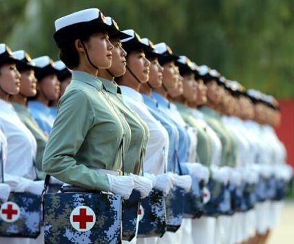 最漂亮的中国女兵图片,展现英勇与美丽的瞬间,英勇与美丽并存,最迷人的中国女兵瞬间图片