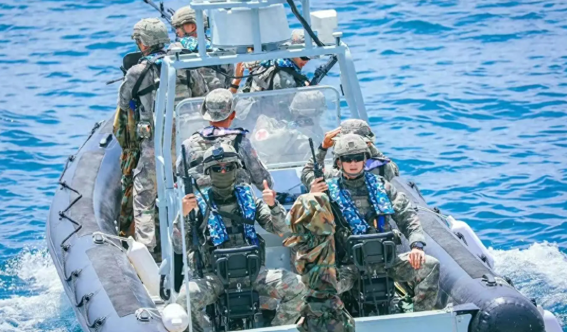 蛟龙突击队全军比武中的挑战与突破——倒数第二背后的故事，蛟龙突击队全军比武背后的挑战与逆袭故事