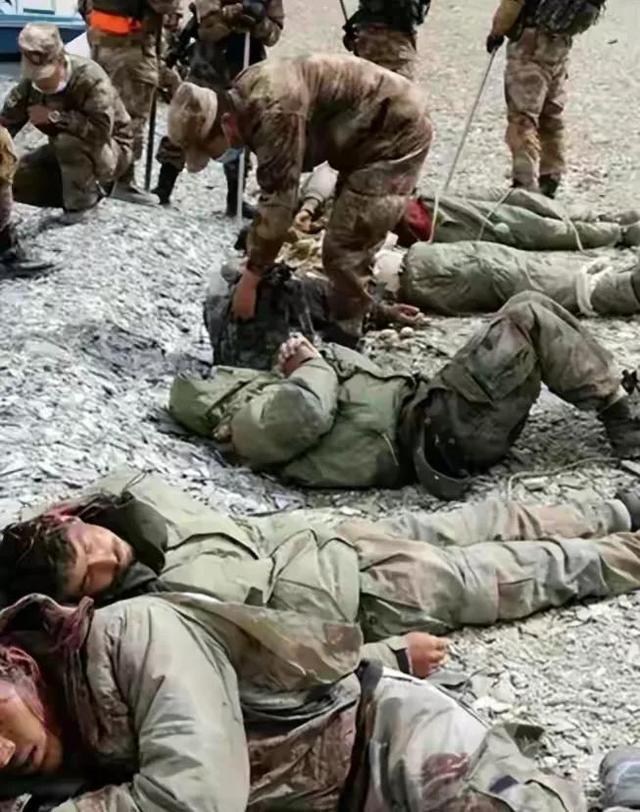 中印边境冲突，武器装备的角色与战略考量，中印边境冲突中的武器装备角色与战略考量