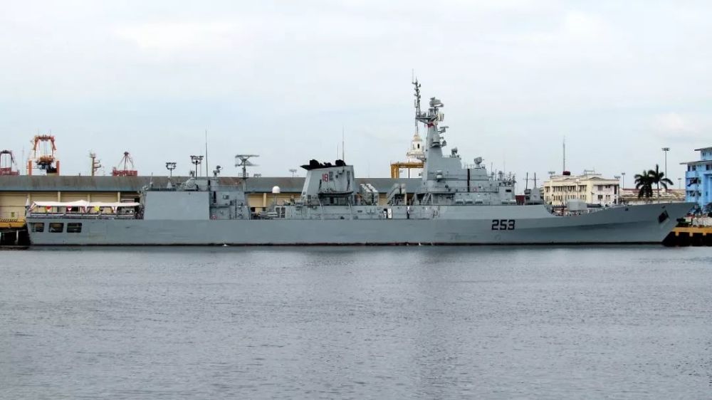 纪念海军70周年海上阅兵,护卫舰的力量展现,纪念海军70周年海上阅兵,护卫舰力量震撼展现