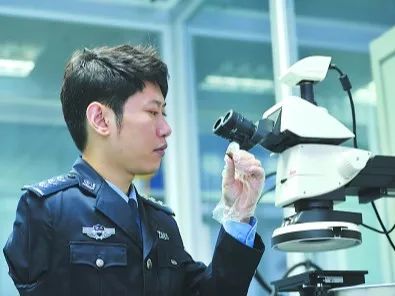 当代保尔丁晓兵,不屈的精神力量与时代的楷模,当代保尔丁晓兵,时代楷模与不屈的精神力量