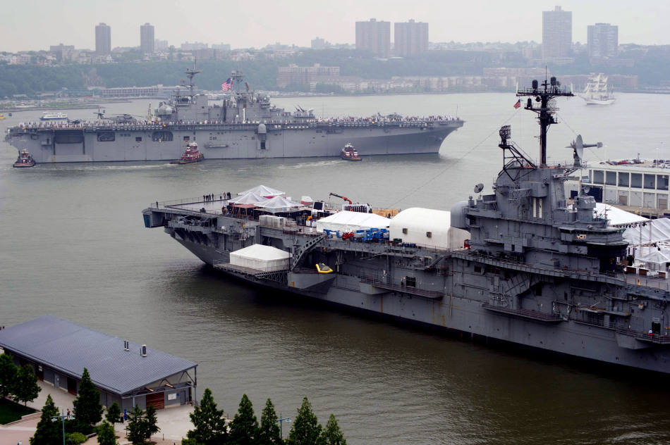 黄蜂攻击舰参数详解,黄蜂攻击舰参数全面解析