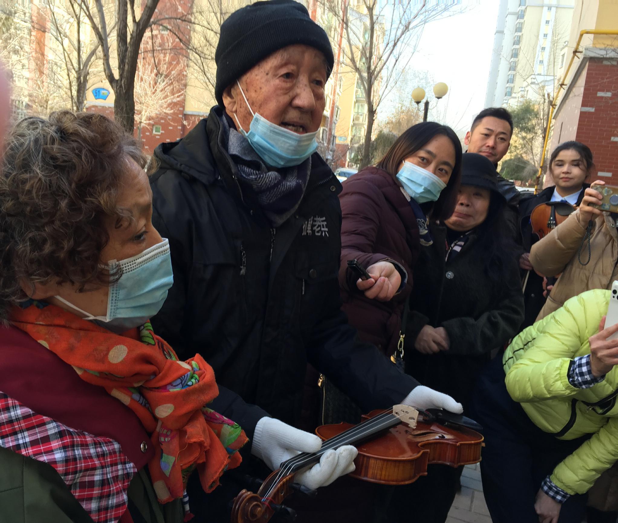 志愿军军歌演奏,荣耀与传承的交响乐章,志愿军军歌演奏,荣耀传承的交响乐章