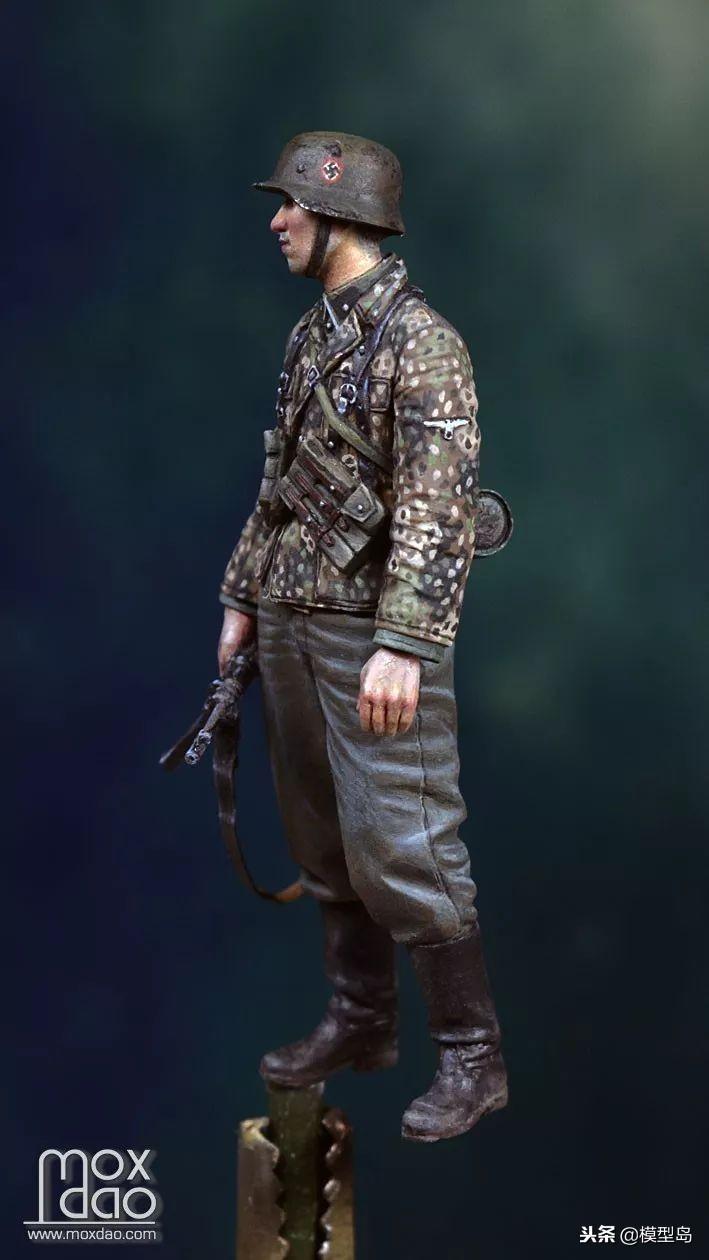 星空下的迷彩兵人，星空下的迷彩战士