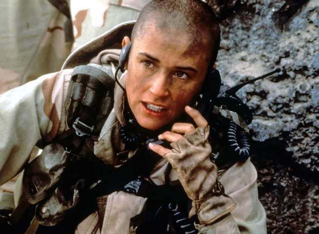 魔鬼女大兵3,超越界限的英勇传奇,魔鬼女大兵3,英勇传奇的界限超越之路