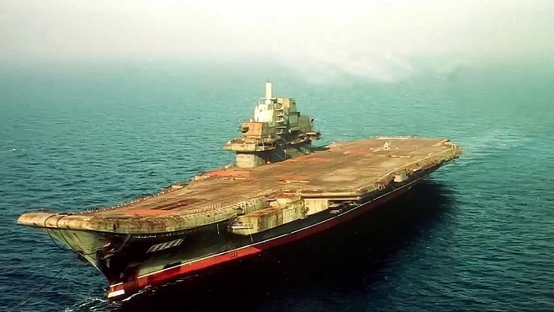 瓦良格号航母传奇，不屈的雄心与荣耀的征途，瓦良格号航母传奇，雄心与荣耀的征途