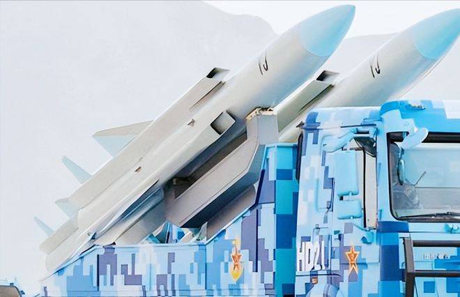 鹰击长空，鹰击-18导弹，揭示现代军事力量的神秘面纱，揭秘鹰击长空与鹰击-18导弹，揭开现代军事力量的神秘面纱