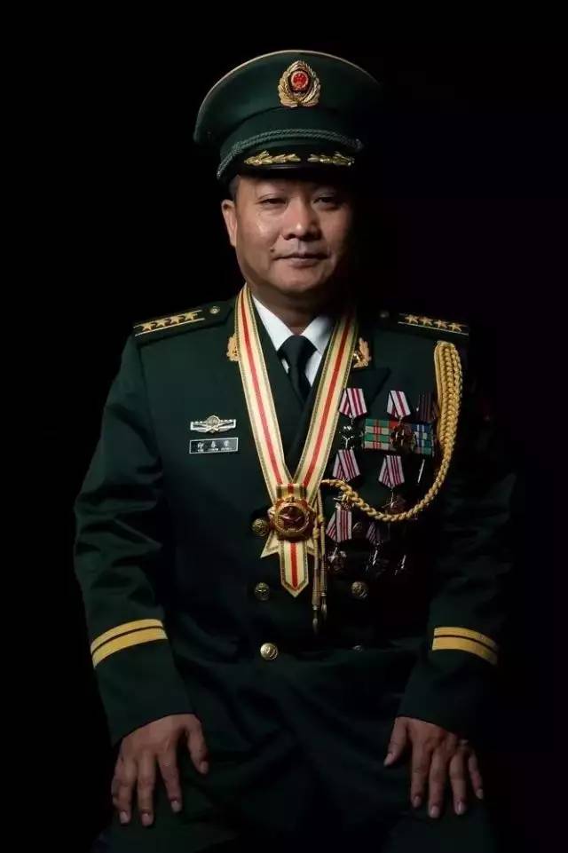 最新八一勋章获得者，荣誉背后的英雄赞歌，八一勋章获得者荣誉背后的英雄赞歌，致敬英雄赞歌